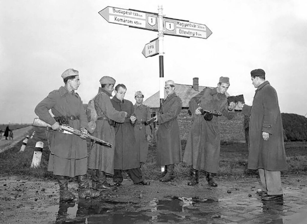 1956 httpscanpix.nospWebAppprevieweditorialta29133c